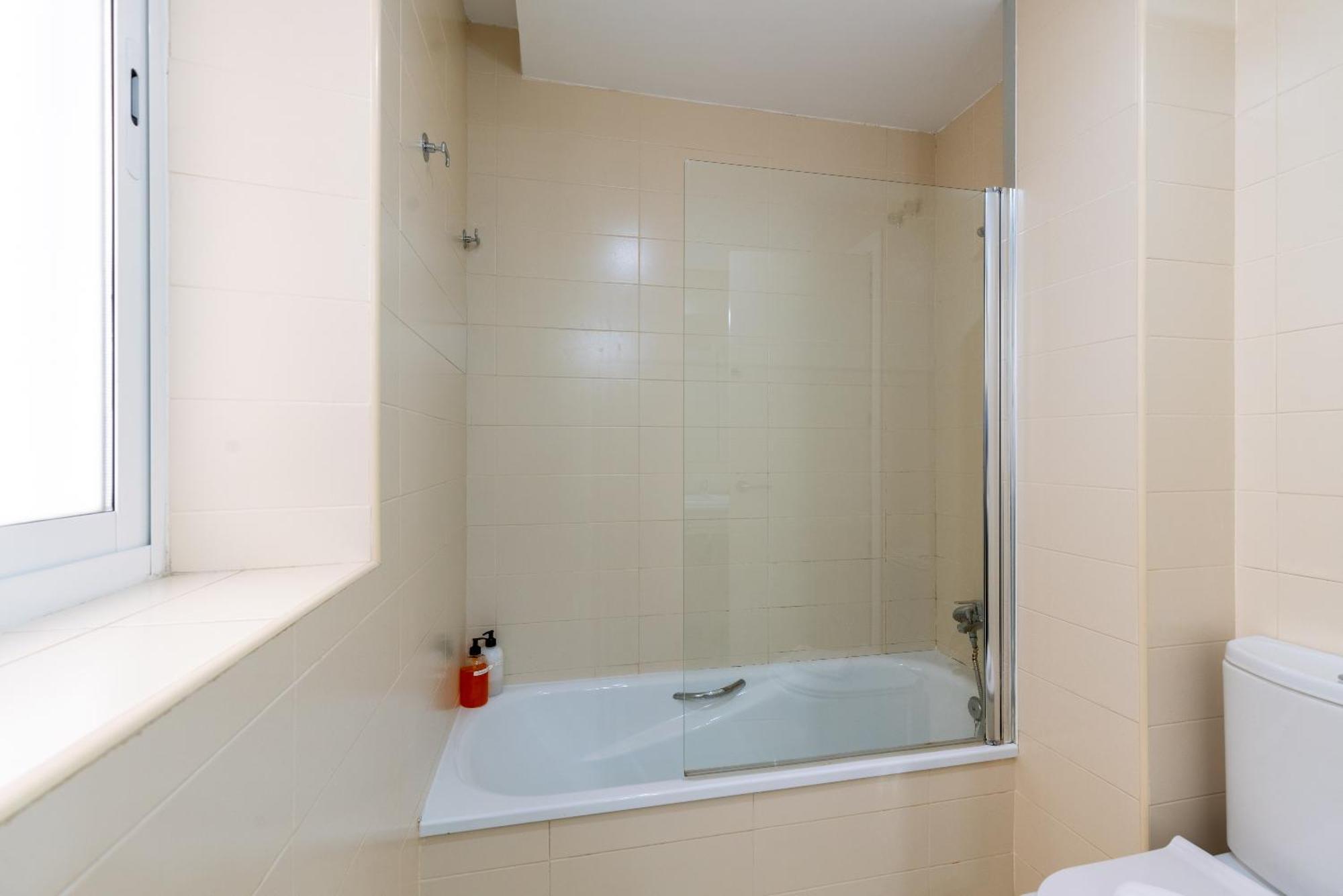 Veoapartment Alhondiga Primero Siviglia Esterno foto
